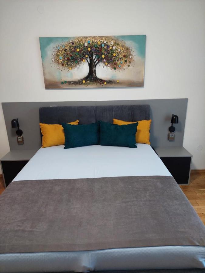 Guest House Vila Lujza Palic Exterior photo